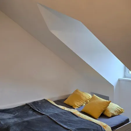 Apartment - Cafe Princ Pod Hradem, Klima, Wifi Sternberk