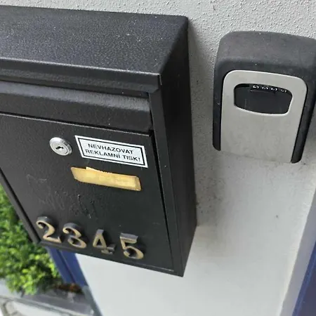 - Café Princ Pod Hradem, Klima, Wifi Appartamento Šternberk