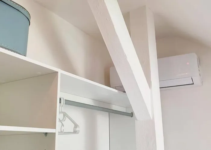 - Cafe Princ Pod Hradem, Klima, Wifi شقة Šternberk